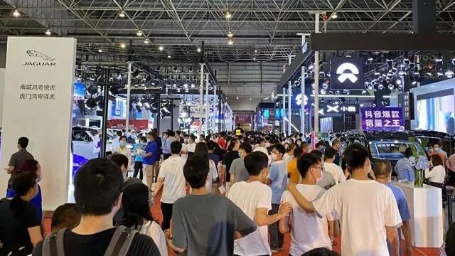 2020東莞車展現場圖